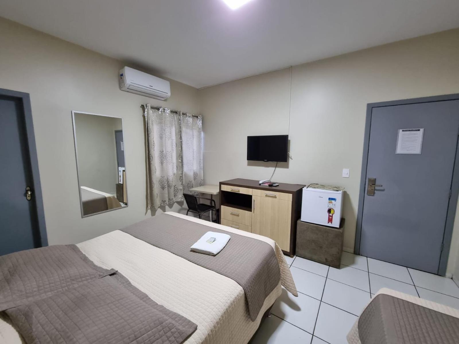 Hotel Itatiaia ตันการาดาแซร์ฮา ภายนอก รูปภาพ